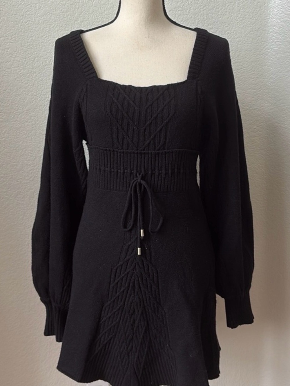 Free People Emmaline Mini Sweater Dress Cut Out Back Size Medium